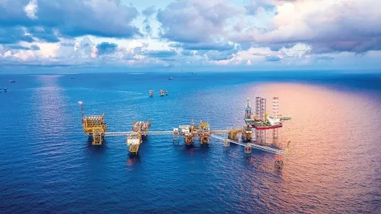When the oil transport route becomes a battlefield