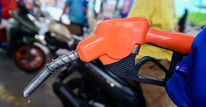 From oil crisis to price drop in a few days