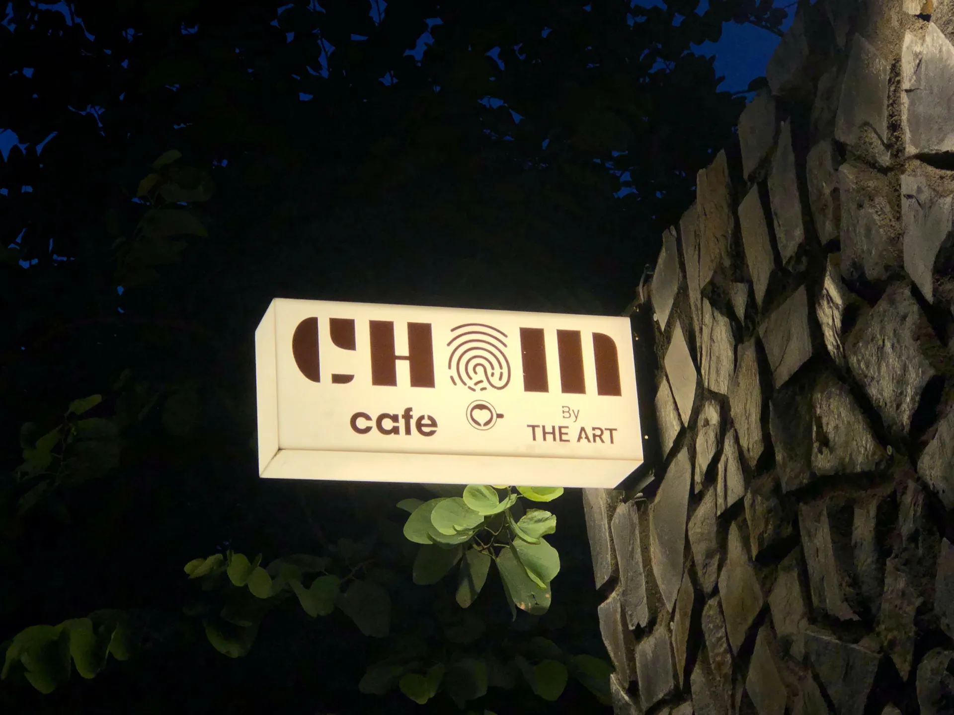 Cham Cafe: A Peaceful Stop by the Hau River